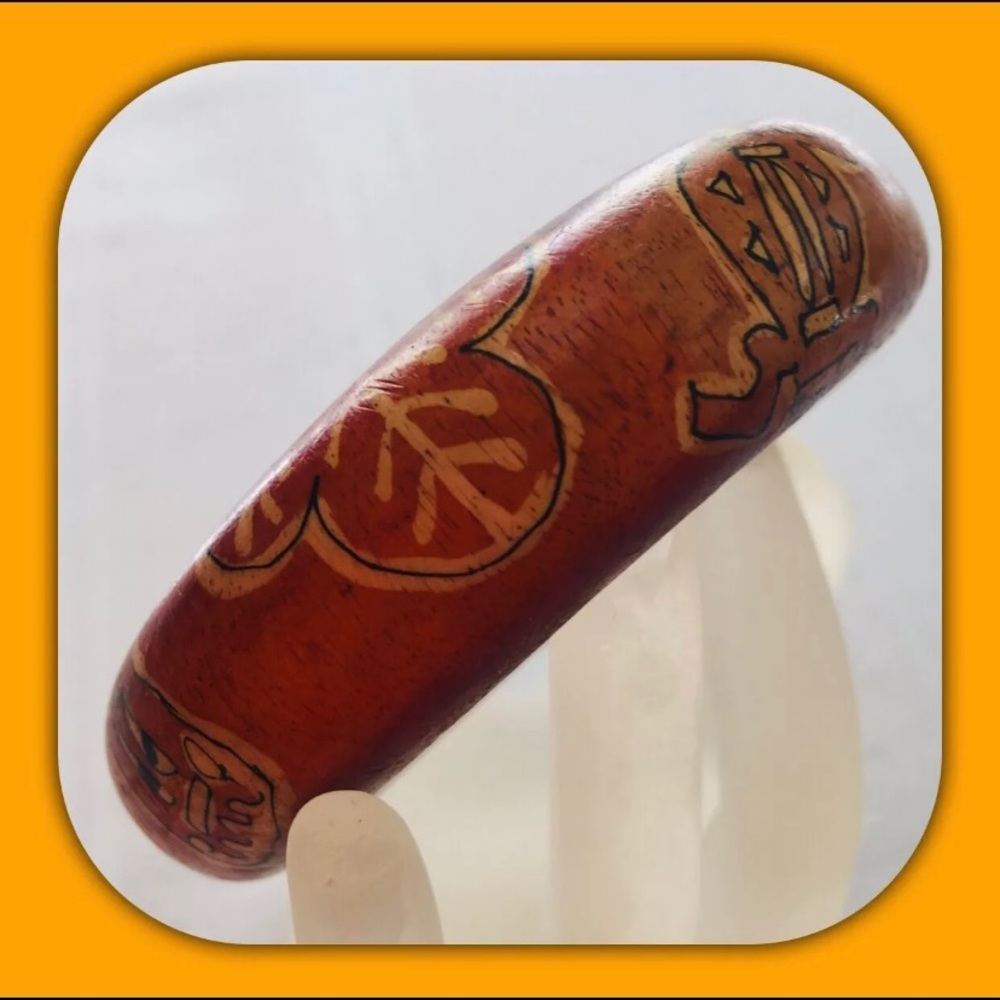 Vtg Wood Primitive Design Bangle Bracelet Women’s